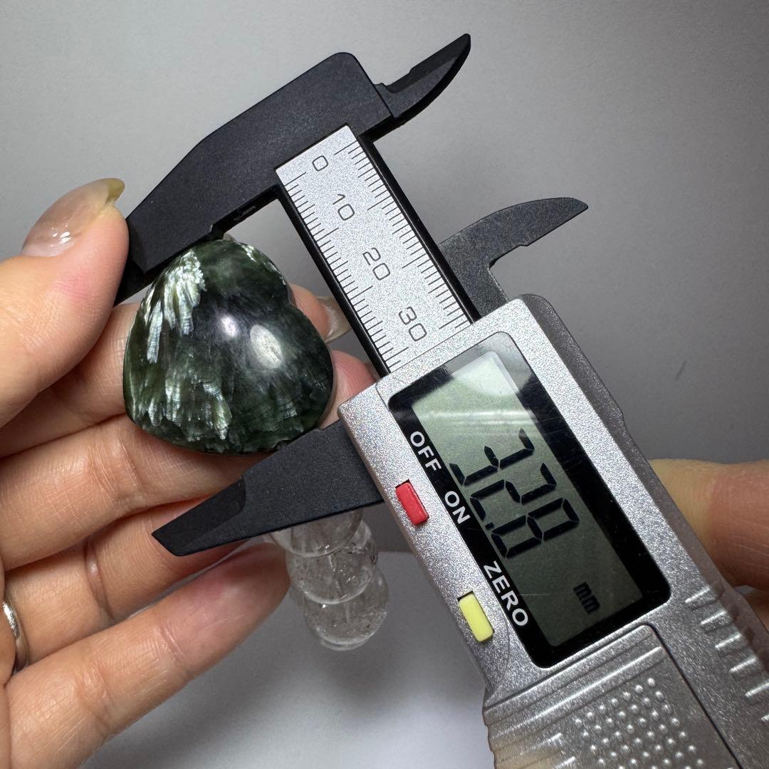 一点物　天然石　ハンドメイドブレス　虹水晶　セラフィナイト　グリーン