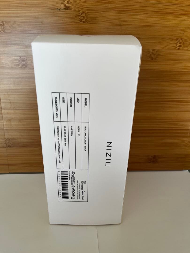 NiziU 公式ペンライト 美品 1回使用 京セラドーム購入 点灯確認済 即発送