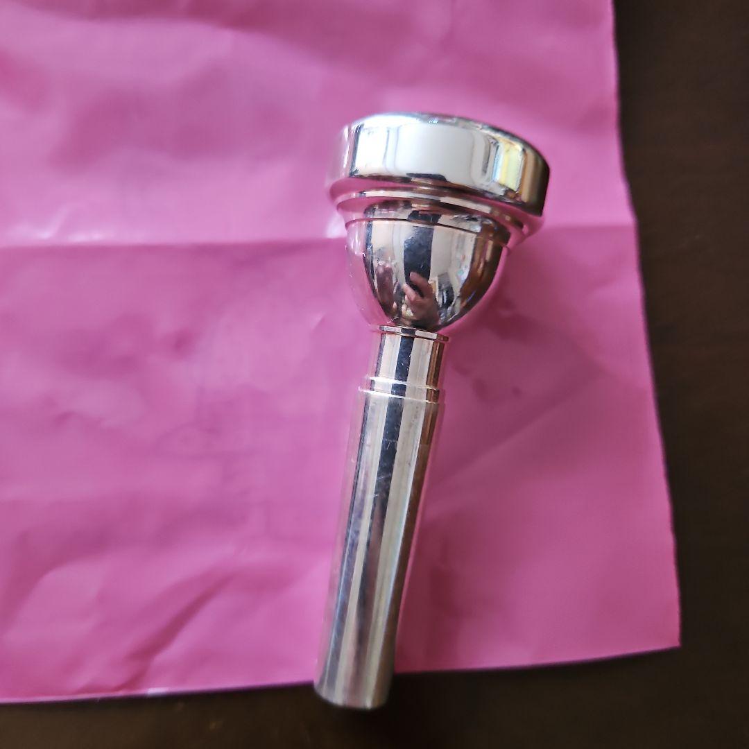 ALLIANCE フリューゲルホルン用マウスピース 4J ケース付き
