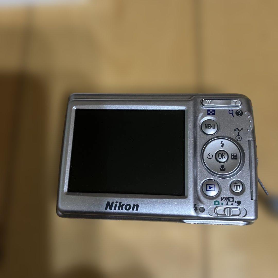 動作確認済み　Nikon COOLPIX LI2 コンパクトデジタルカメラ