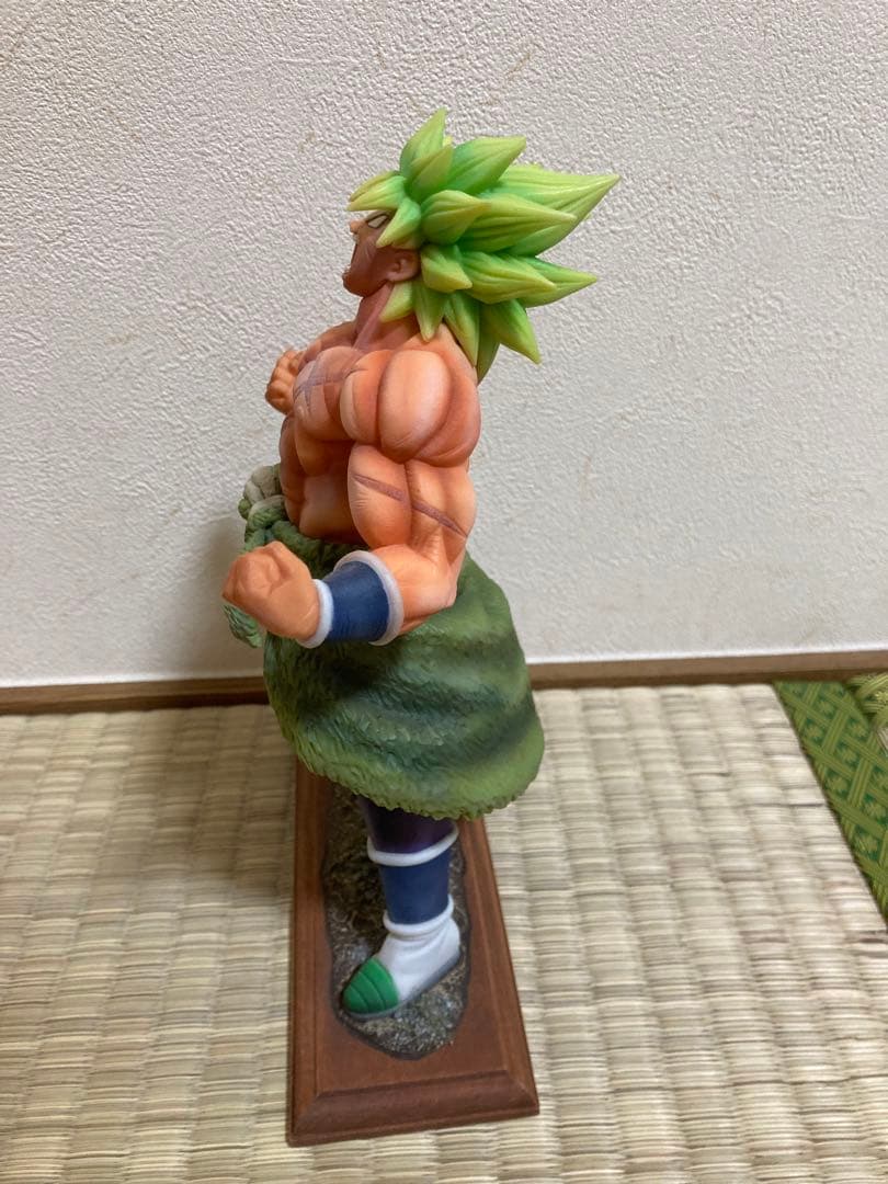 ドラゴンボール　ブロリー　リペイント品　フィギュア