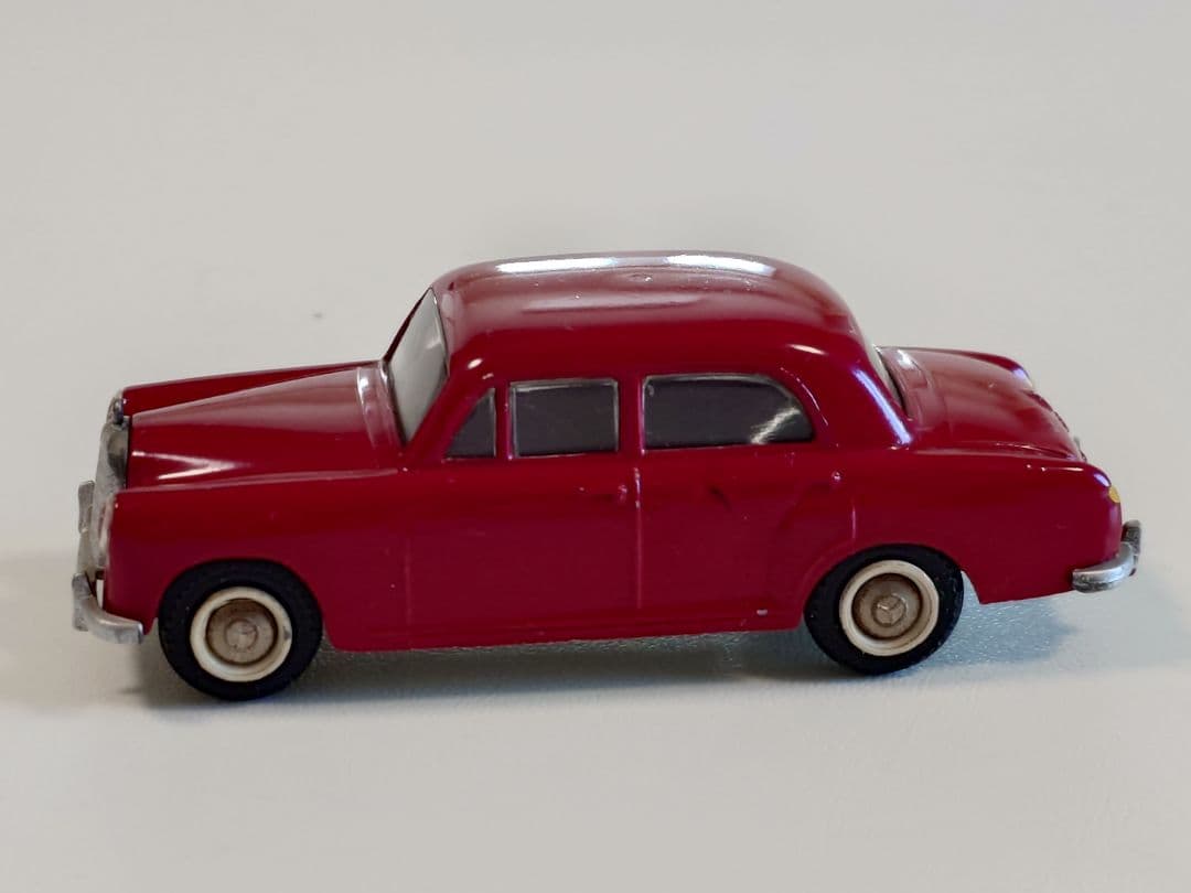 ミニカー TEKNO NO.723 MERCEDES - BENZ 190
