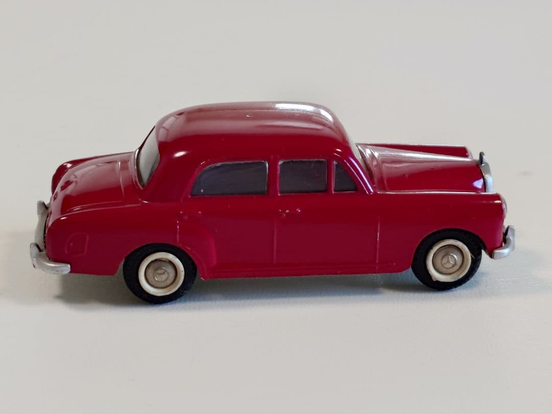 ミニカー TEKNO NO.723 MERCEDES - BENZ 190