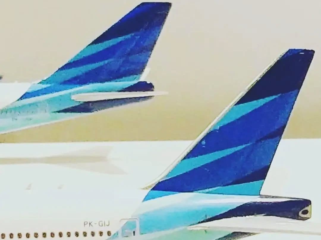 Garuda Indonesia Boeing 777-300 マスク