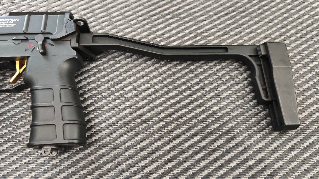 東京マルイ　スコーピオン mod.M （モッドМ）リポ変換アダプタ付