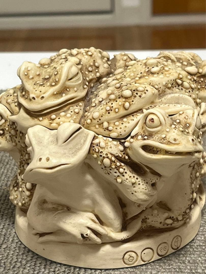 HARMONY KINGDOMカエル　ハーモニーキングダム アンティーク かえる