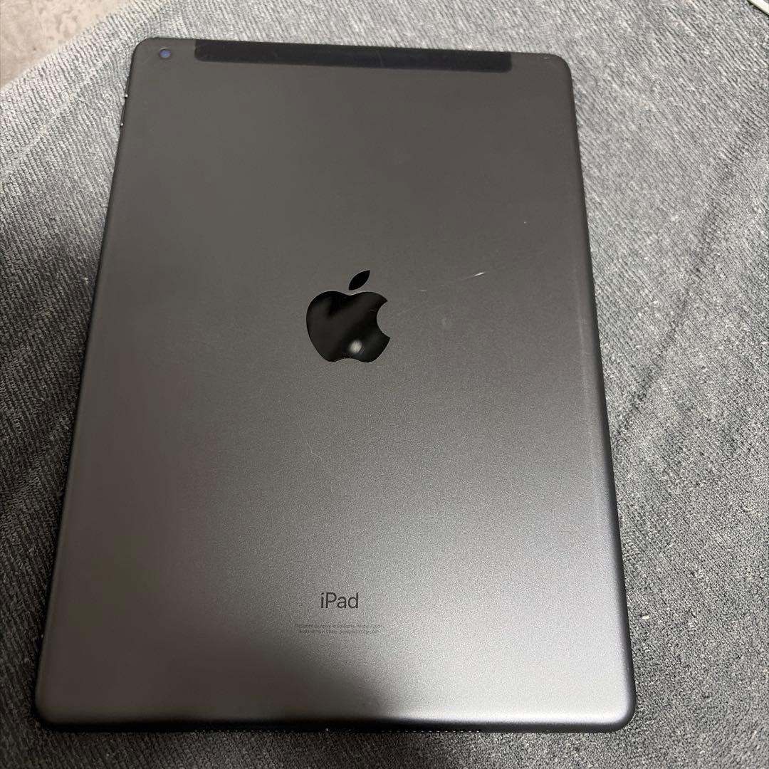 iPad 10.2インチ スペースグレー 本体