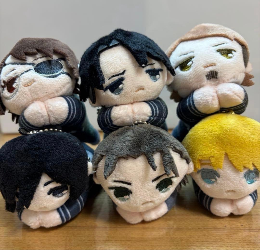 進撃の巨人　はぐキャラコレクション　コンプリート特典リヴァイ　美品　13体セット