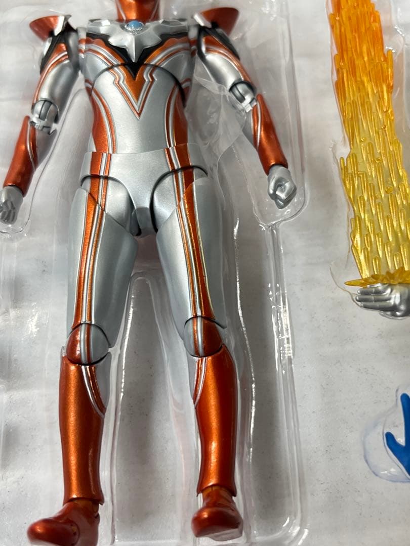 S.H.Figuarts ウルトラウーマングリージョ
