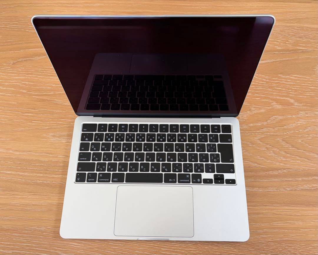 【美品】 M4チップ搭載13インチMacBook Air