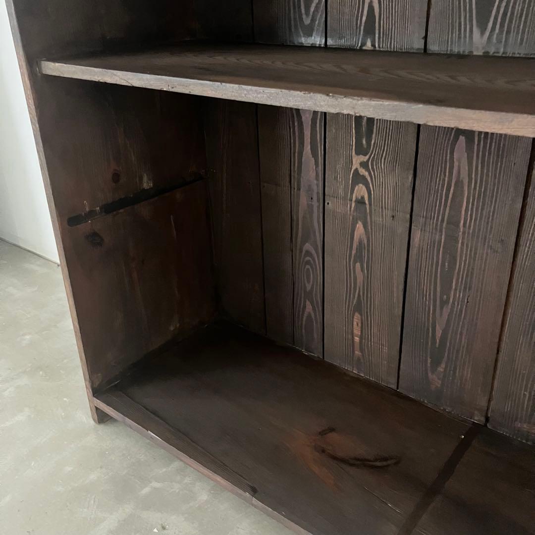 古いキャビネット