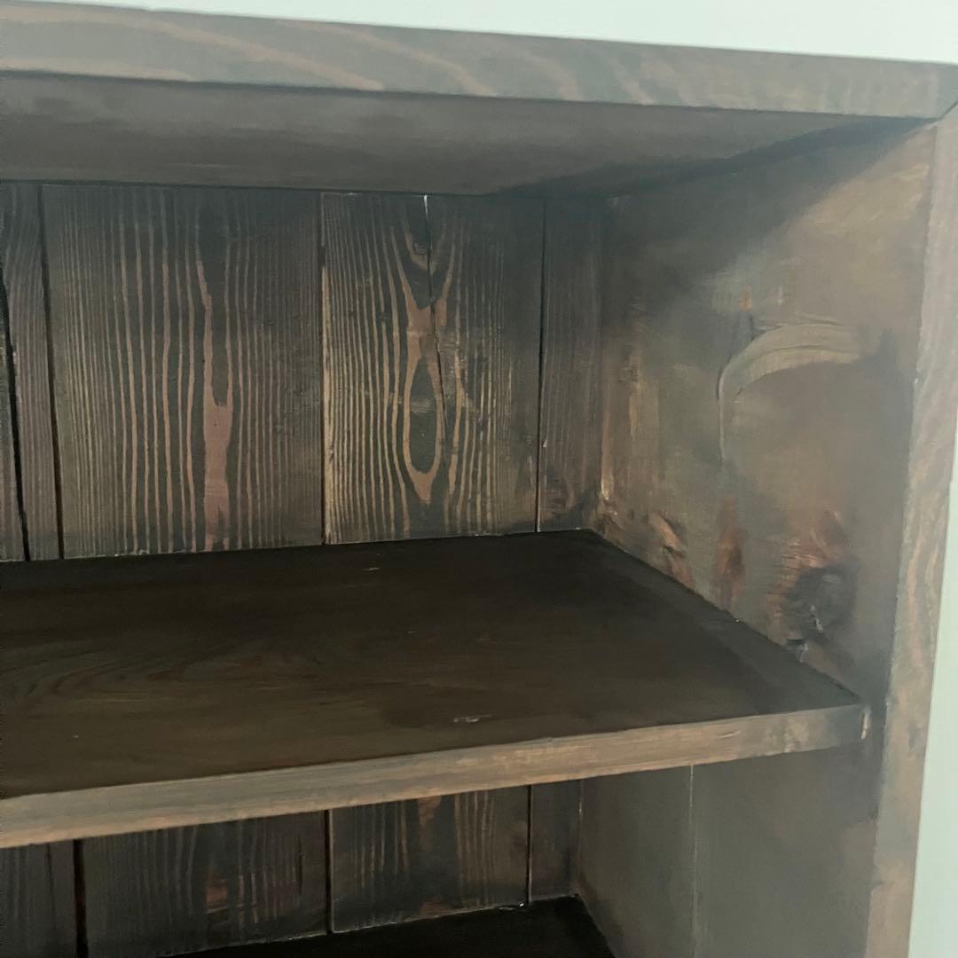 古いキャビネット