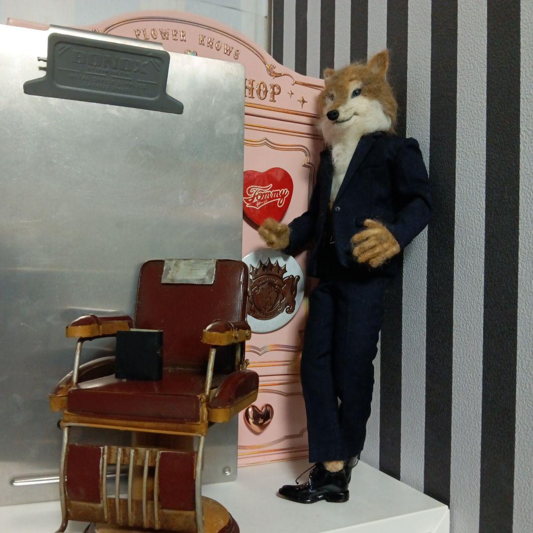 狼ドール 椅子セット スーツ 人形 オオカミ ぬいぐるみ 獣人