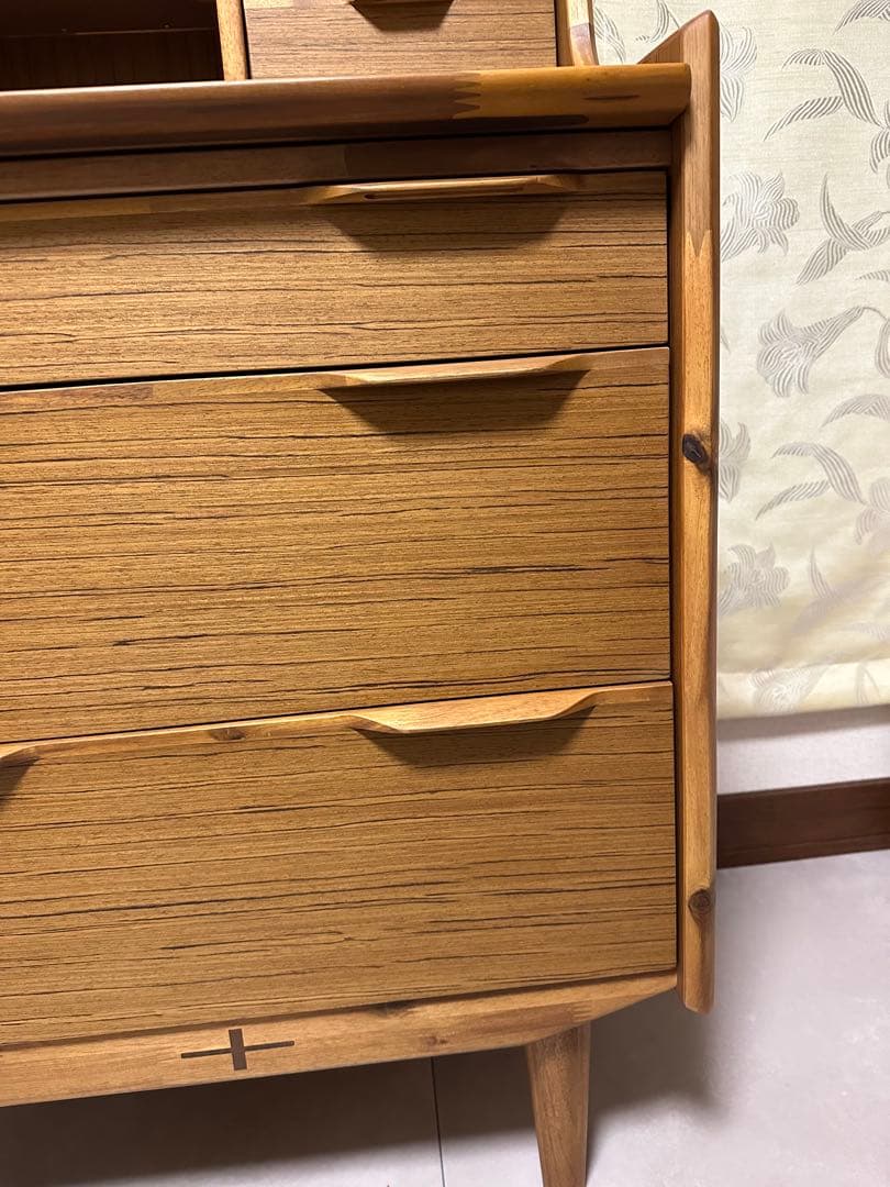 新品ライティングビューロー デスク兼ドレッサー お手入れオイル付き