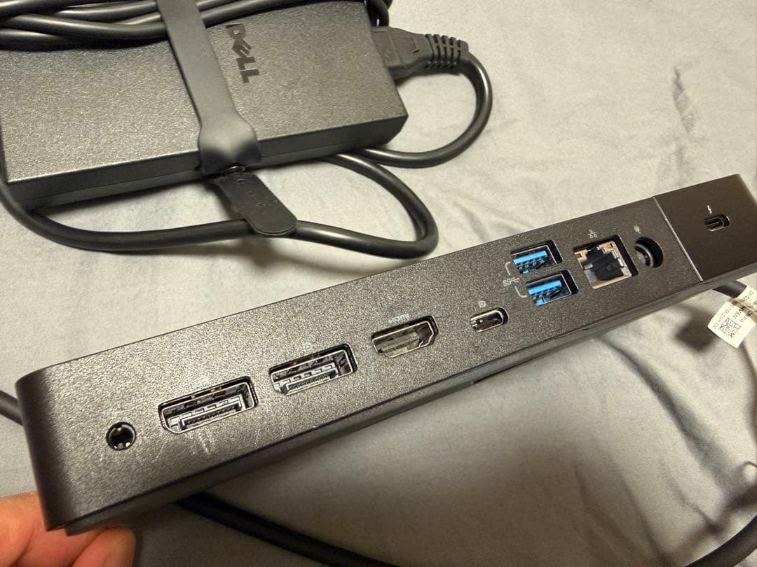 Dell Thunderboltドッキング ステーションWD19TB