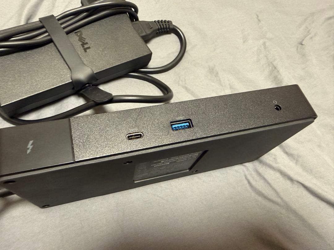 Dell Thunderboltドッキング ステーションWD19TB