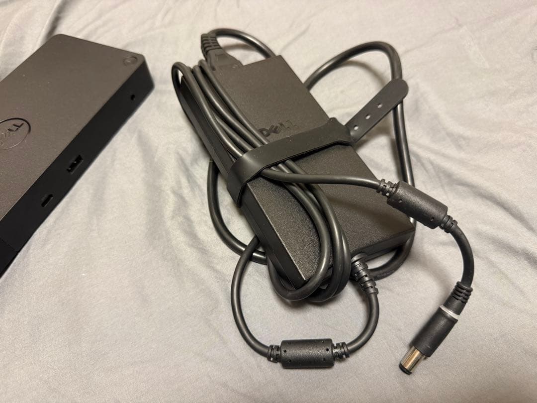 Dell Thunderboltドッキング ステーションWD19TB