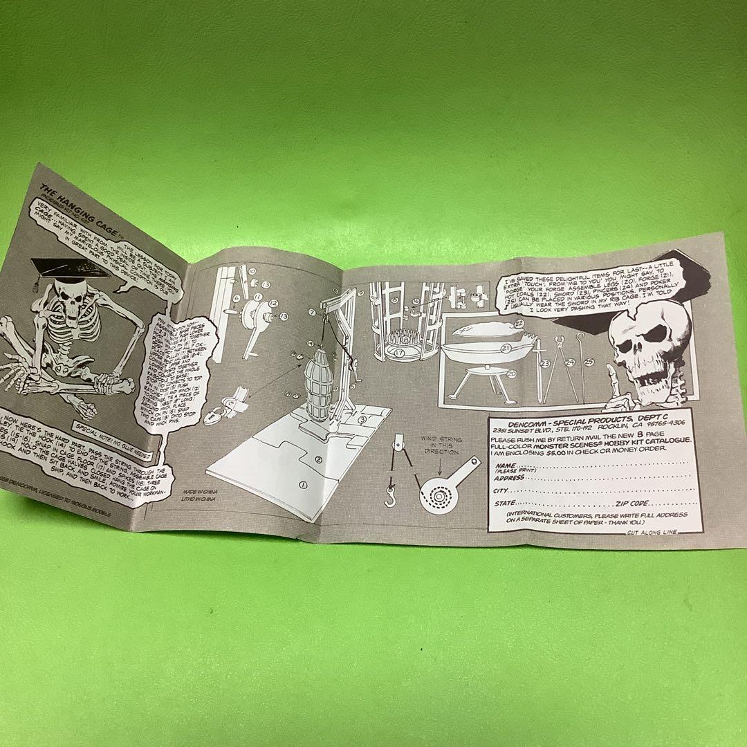 オーロラプラモデル★復刻版★メビウス★モンスターシーン★ハンギングケージ★拷問具