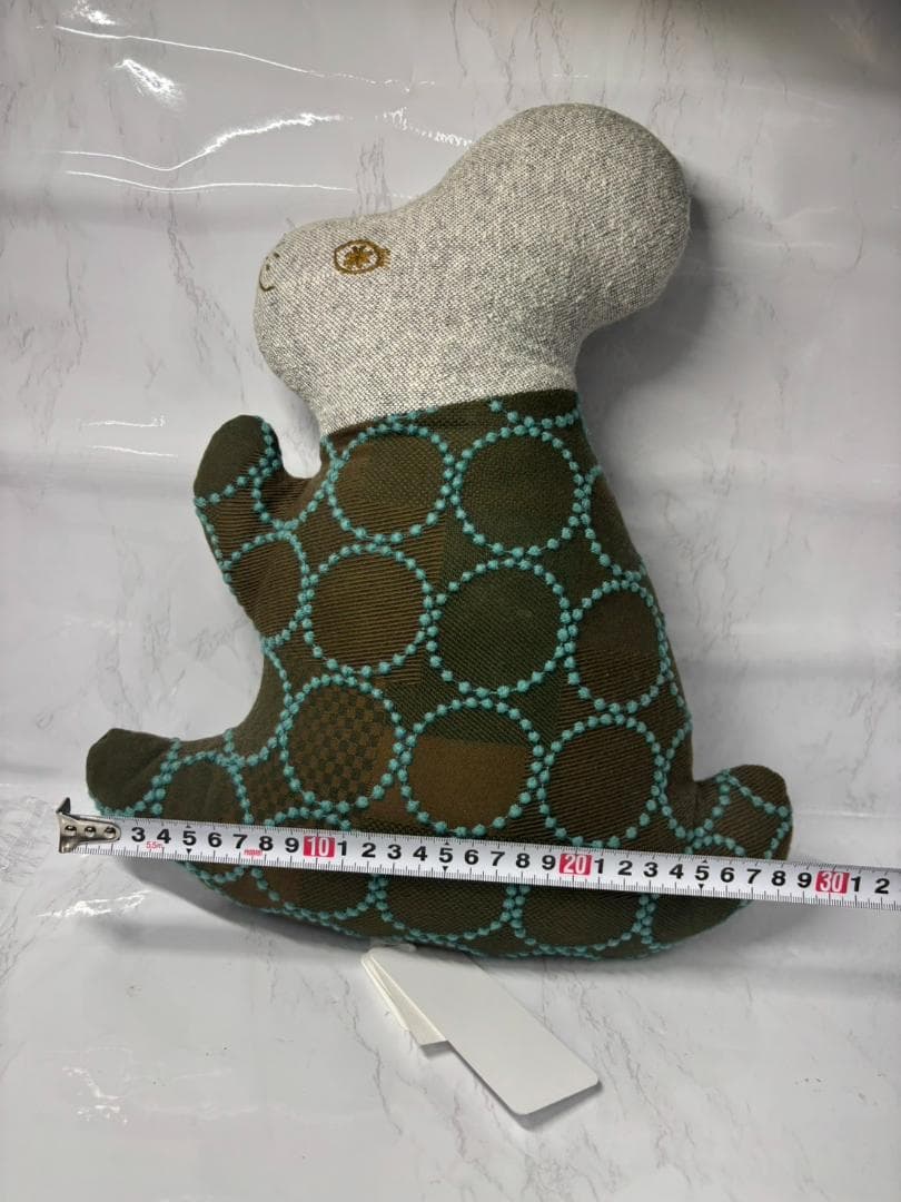 タグ付き ミナペルホネン コウサギクッション グレー ぬいぐるみ