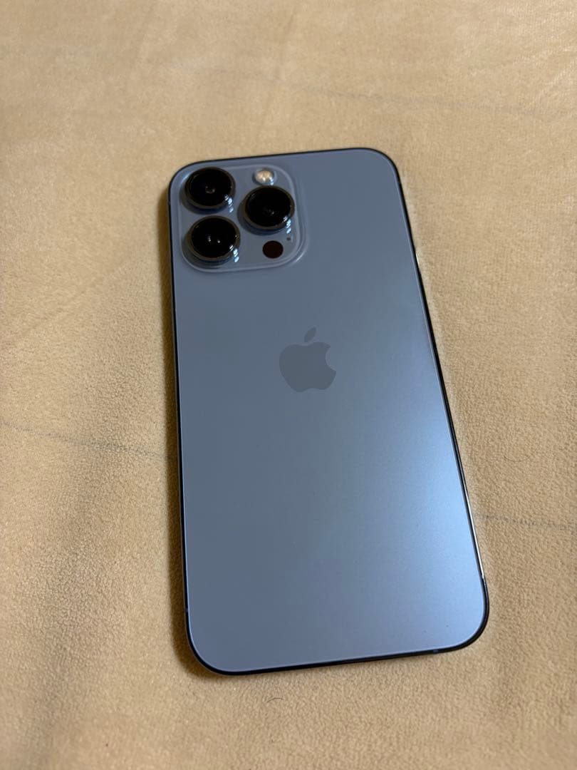 iPhone 13 Pro 128GB SIMフリー【純正アダプタ・おまけ付き】