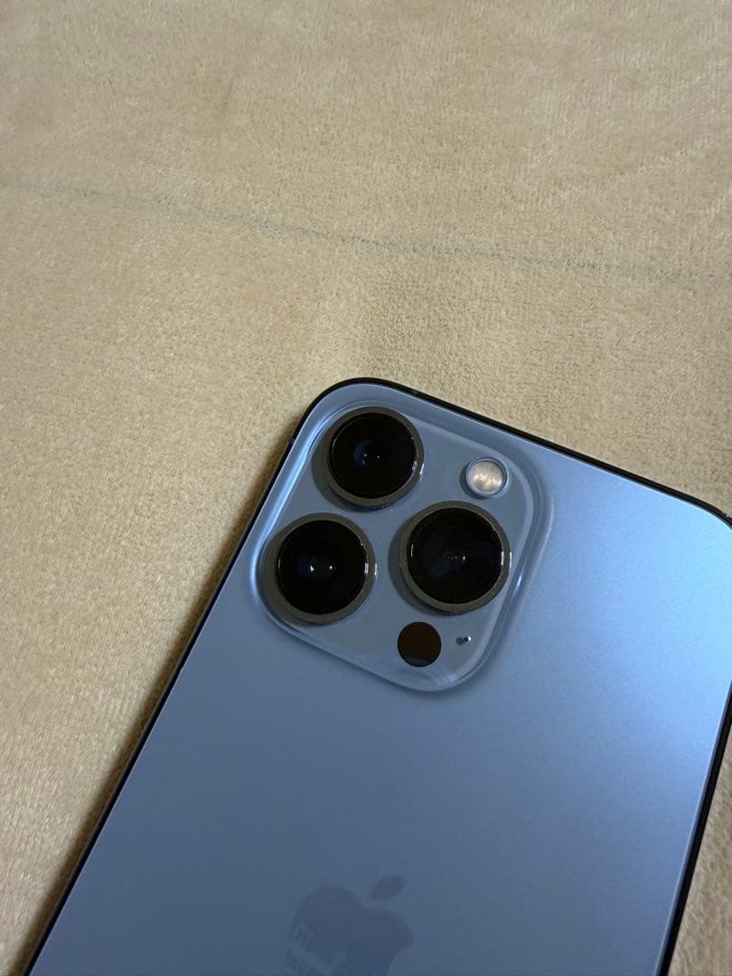 iPhone 13 Pro 128GB SIMフリー【純正アダプタ・おまけ付き】