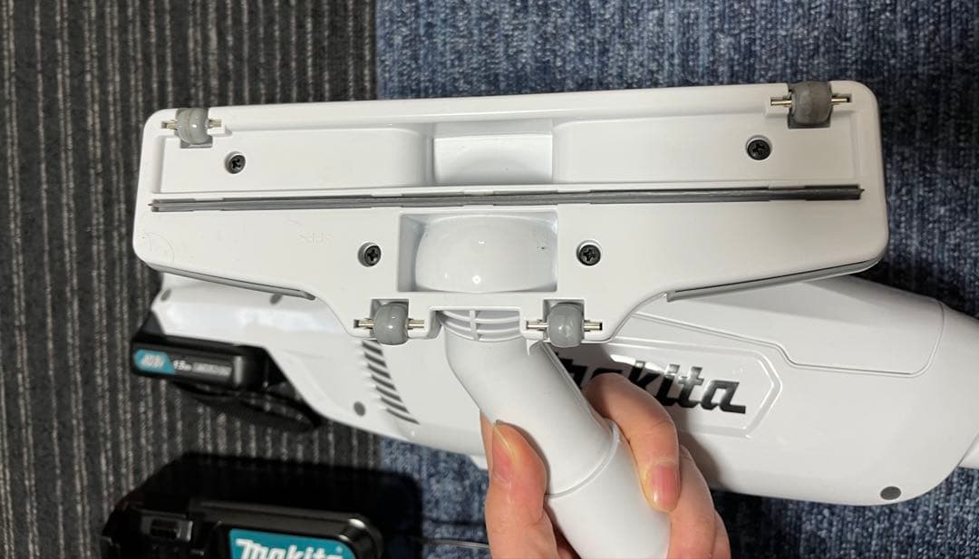 マキタ 充電式クリーナー CL107FD 掃除機