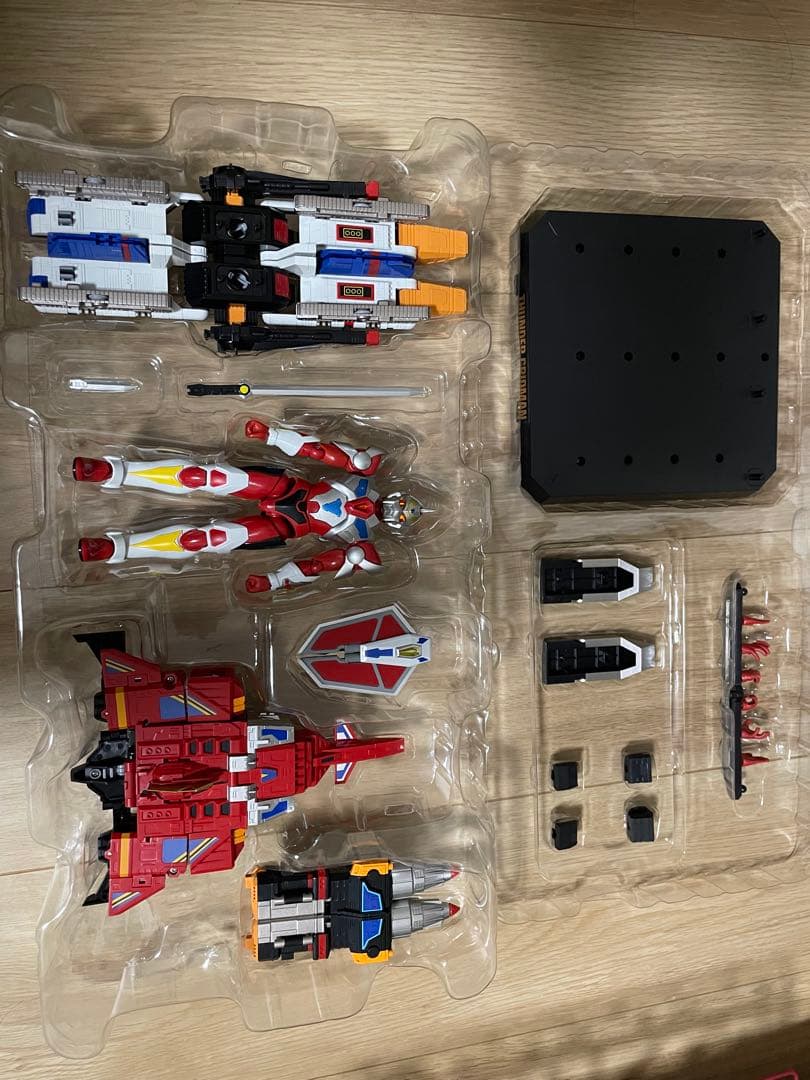 The合体 サンダーグリッドマン 通常仕様 電光超人グリッドマン