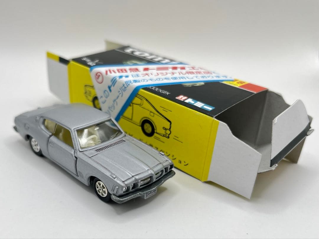 トミカ 日本製 黒箱 18 ブルーバードU 2000GT-X 小田急特注
