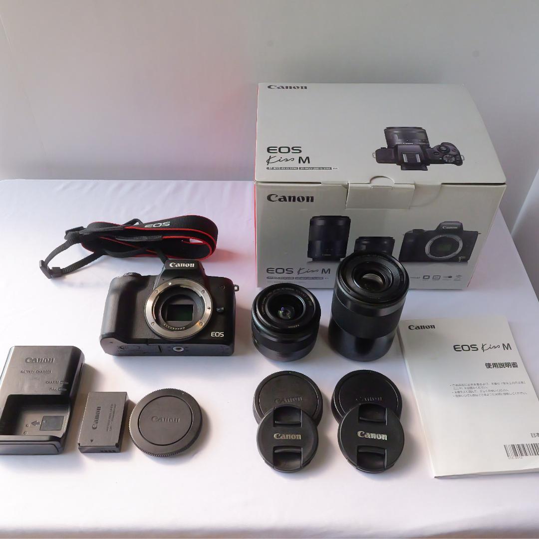 Canon EOS Kiss M ミラーレスカメラ