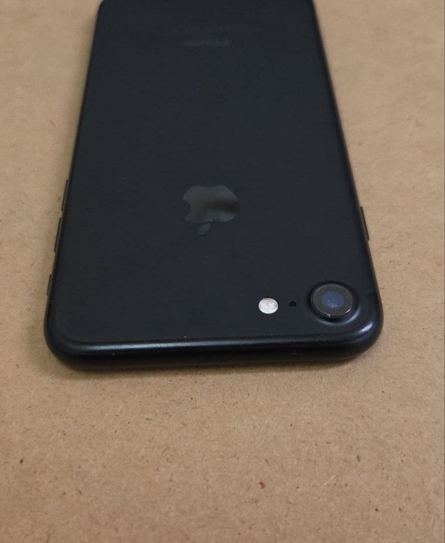 iPhone 7 ブラック 128gb