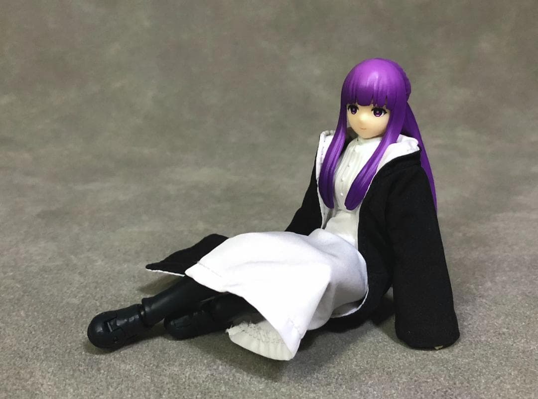 S.H.Figuarts葬送のフリーレン フェルンとフリーレン 交換用　服セット