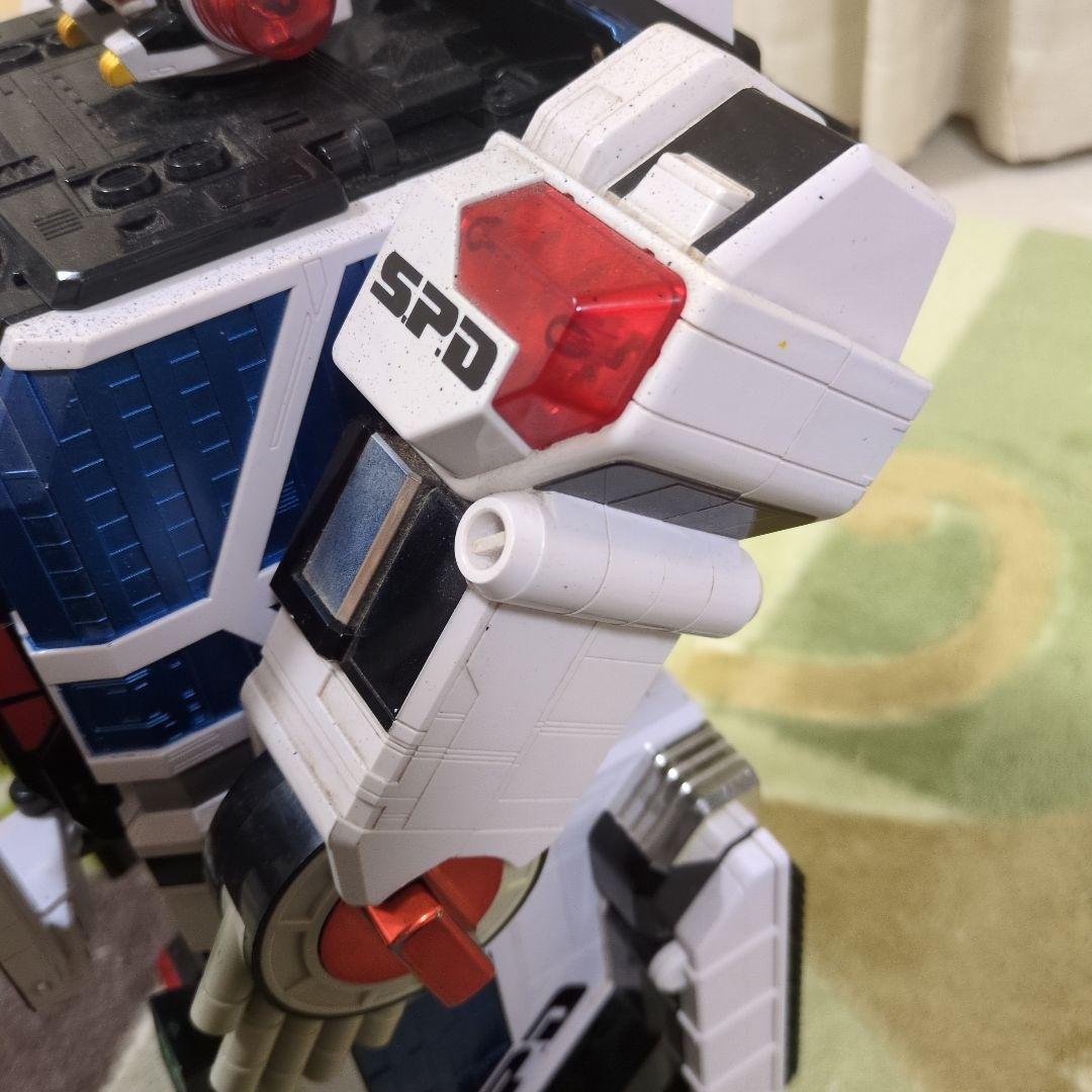 DX デカベースロボ　特捜戦隊　デカレンジャー　ゴジュウジャー　ロボット　ロボ