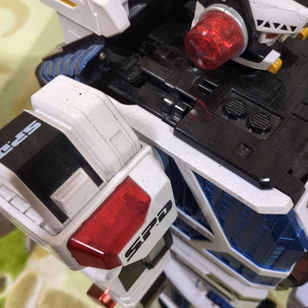 DX デカベースロボ　特捜戦隊　デカレンジャー　ゴジュウジャー　ロボット　ロボ