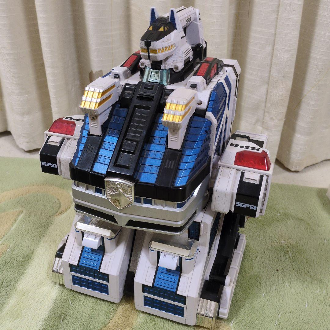 DX デカベースロボ　特捜戦隊　デカレンジャー　ゴジュウジャー　ロボット　ロボ