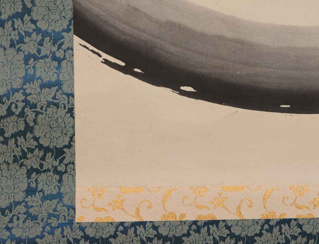 【真作】臨済宗国泰寺派管長 稲葉心田 達磨 不倒翁 画賛 紙本 掛軸 MB224