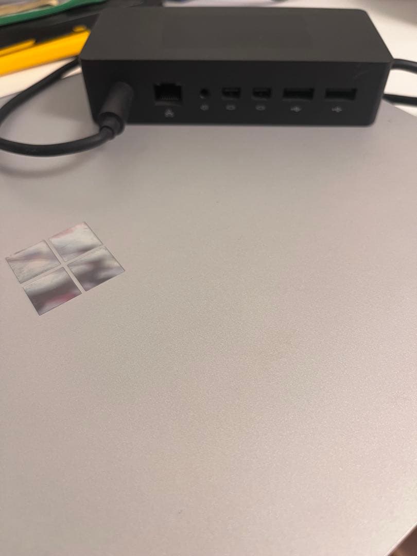 Microsoft Surface Book 2 + ドッキングステーション