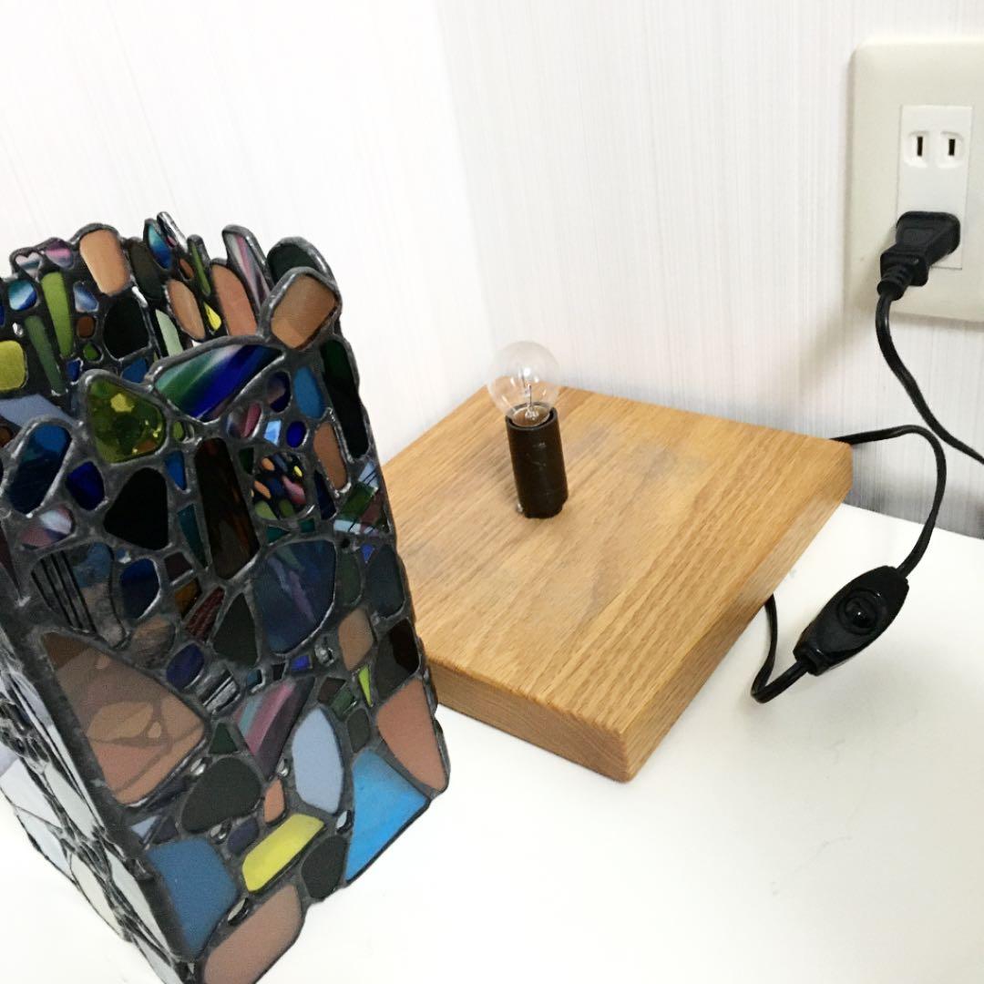 送料込 ステンドグラスランプ 四角柱カラフル