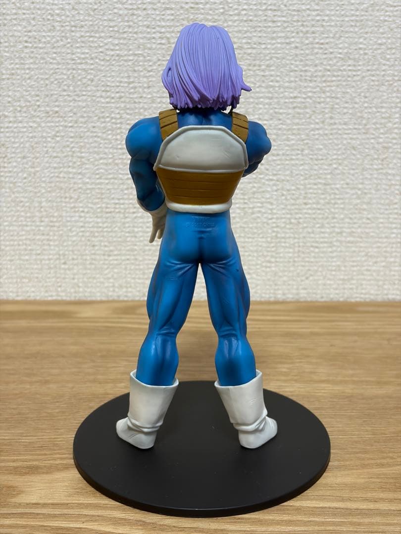 ドラゴンボール DRAGON BALLトランクス フィギュア