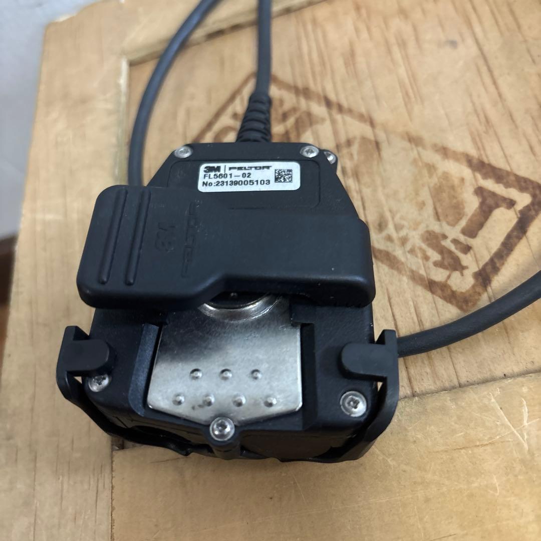 米軍 実物　PELTOR PTT スイッチ アダプター 送料無料