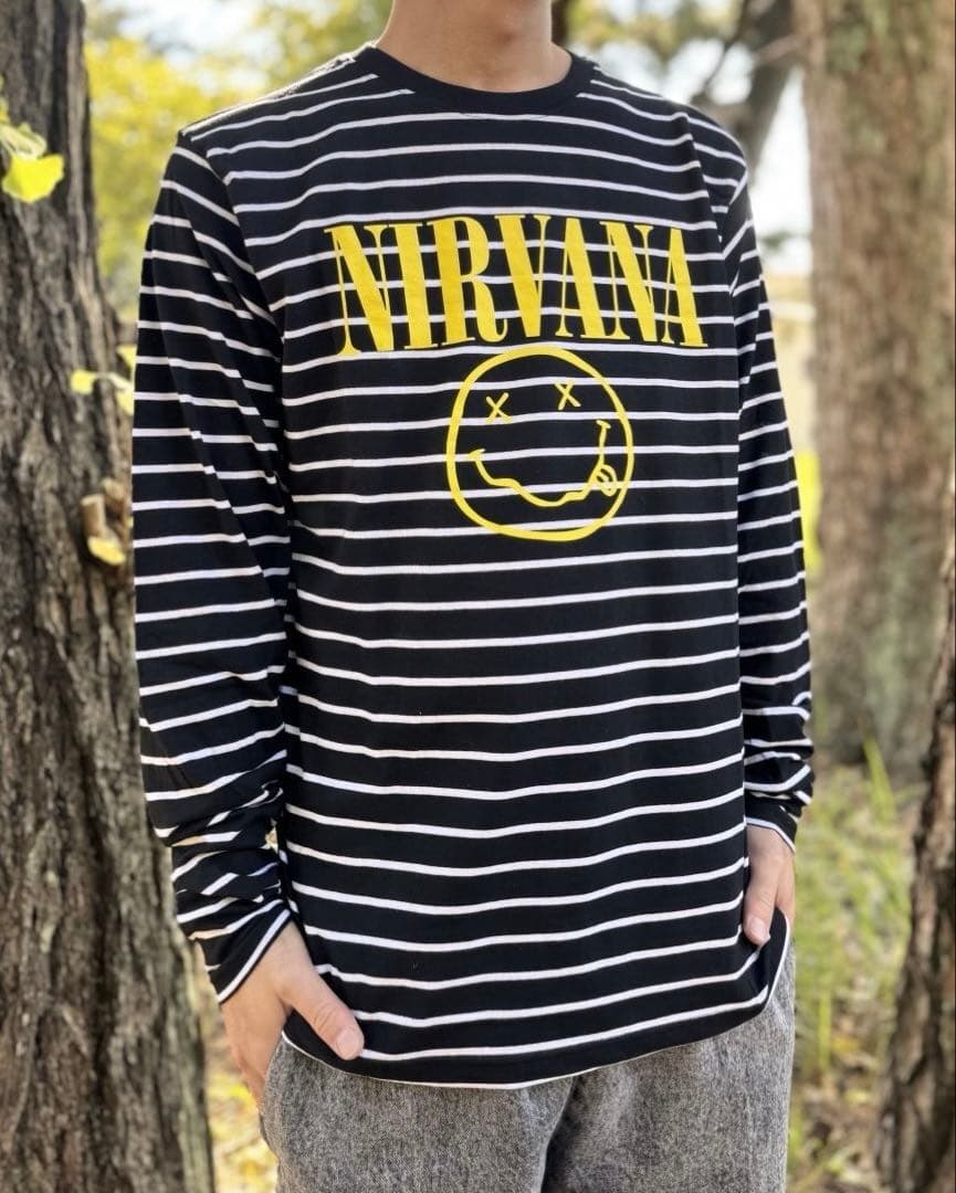新品未使用 NIRVANA / Happy Face ボーダー長袖Tシャツ M