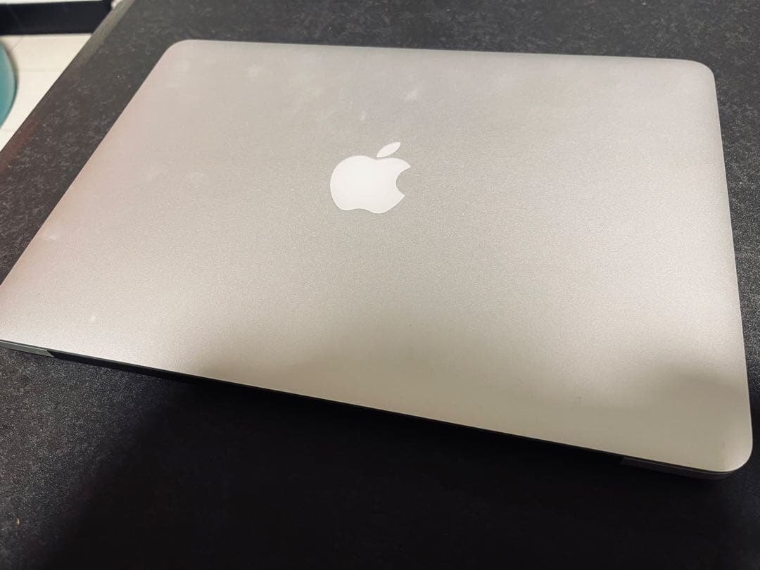MacBook本体 MacBook Pro(Retina, 13-inch, Early 2015)