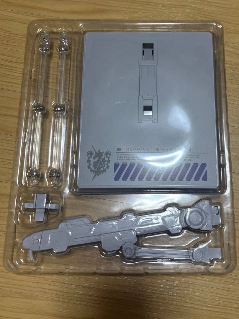 メタルビルド Hi-νガンダム ＆ ハイパーメガバズーカランチャー