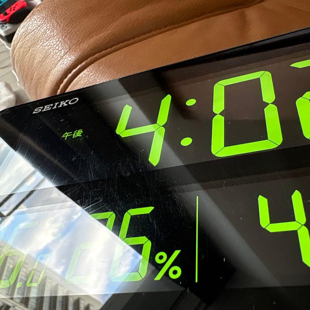 セイコー クロック 掛け置き時計 兼用 カラー液晶 DL208W seiko