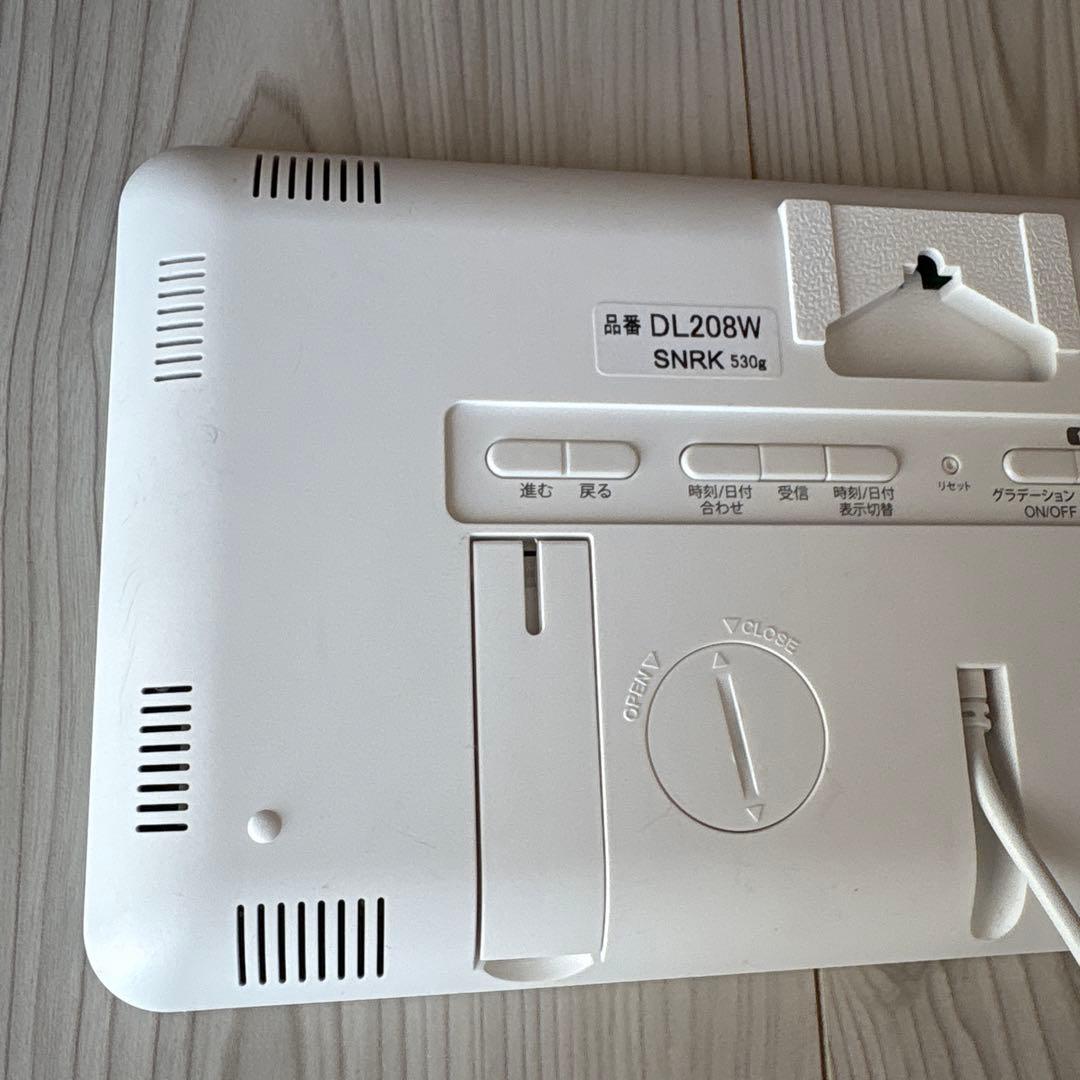 セイコー クロック 掛け置き時計 兼用 カラー液晶 DL208W seiko