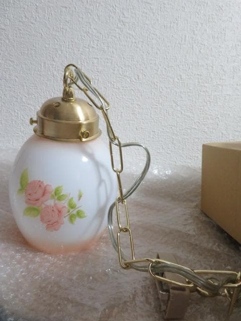 12/10お値下げ中　イマン　ダイアナローズ ガラスシェード ペンダントライト