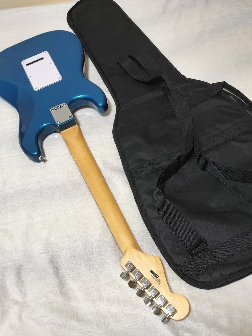 Fender Standard Stratocasterフェンダー ストラト 青