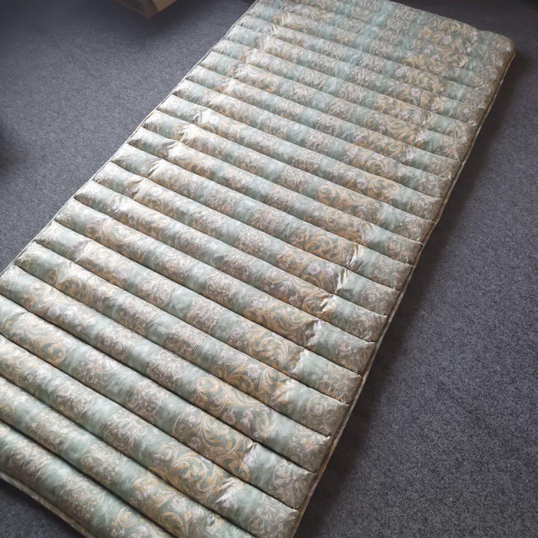 未使用☆羽毛敷布団☆100x210