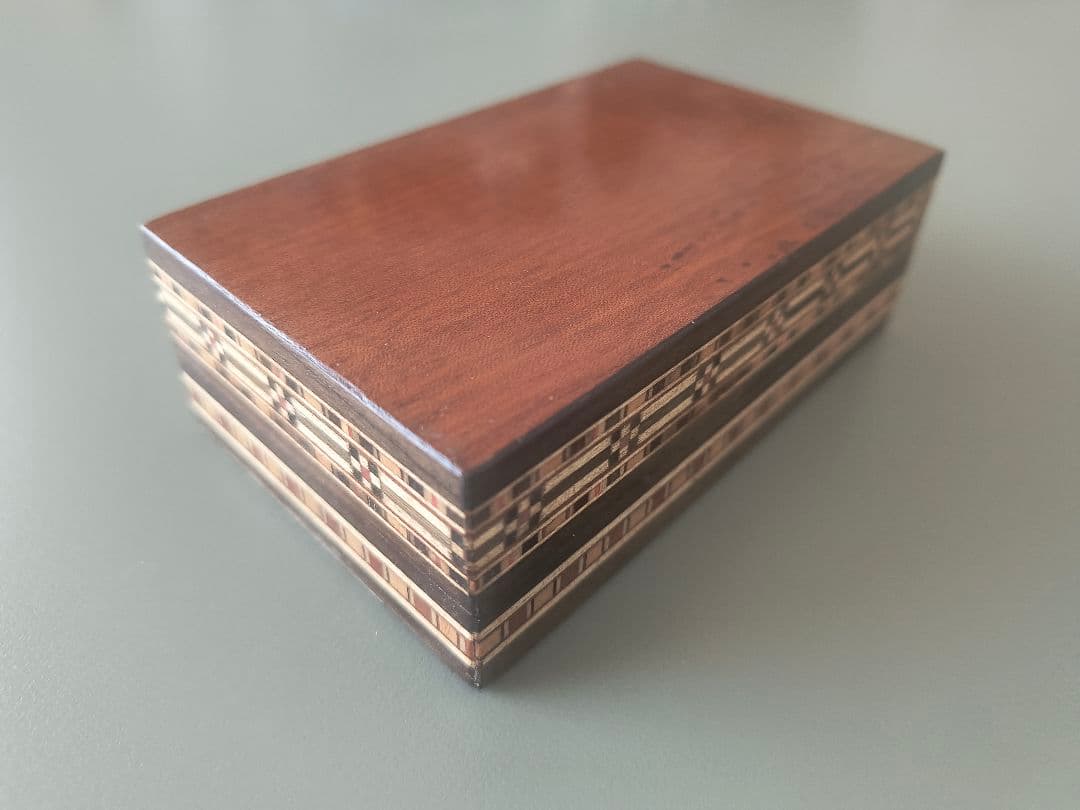 シリアの寄木細工　幾何学模様　モザイク