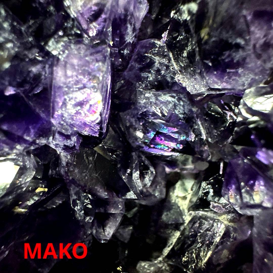 M1705☆アメジストドーム1.4Kg☆ウルグアイ産☆天然石☆N50507-B