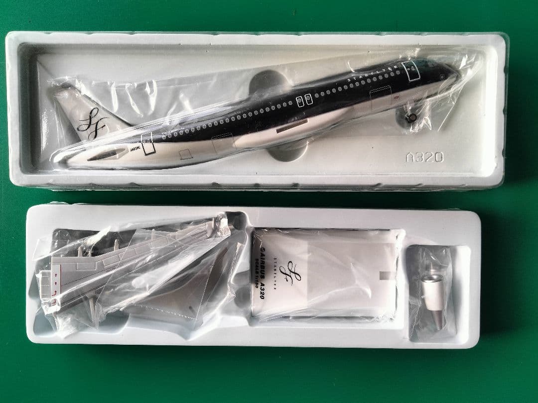 A320-200 スターフライヤー JA01MC 1/150